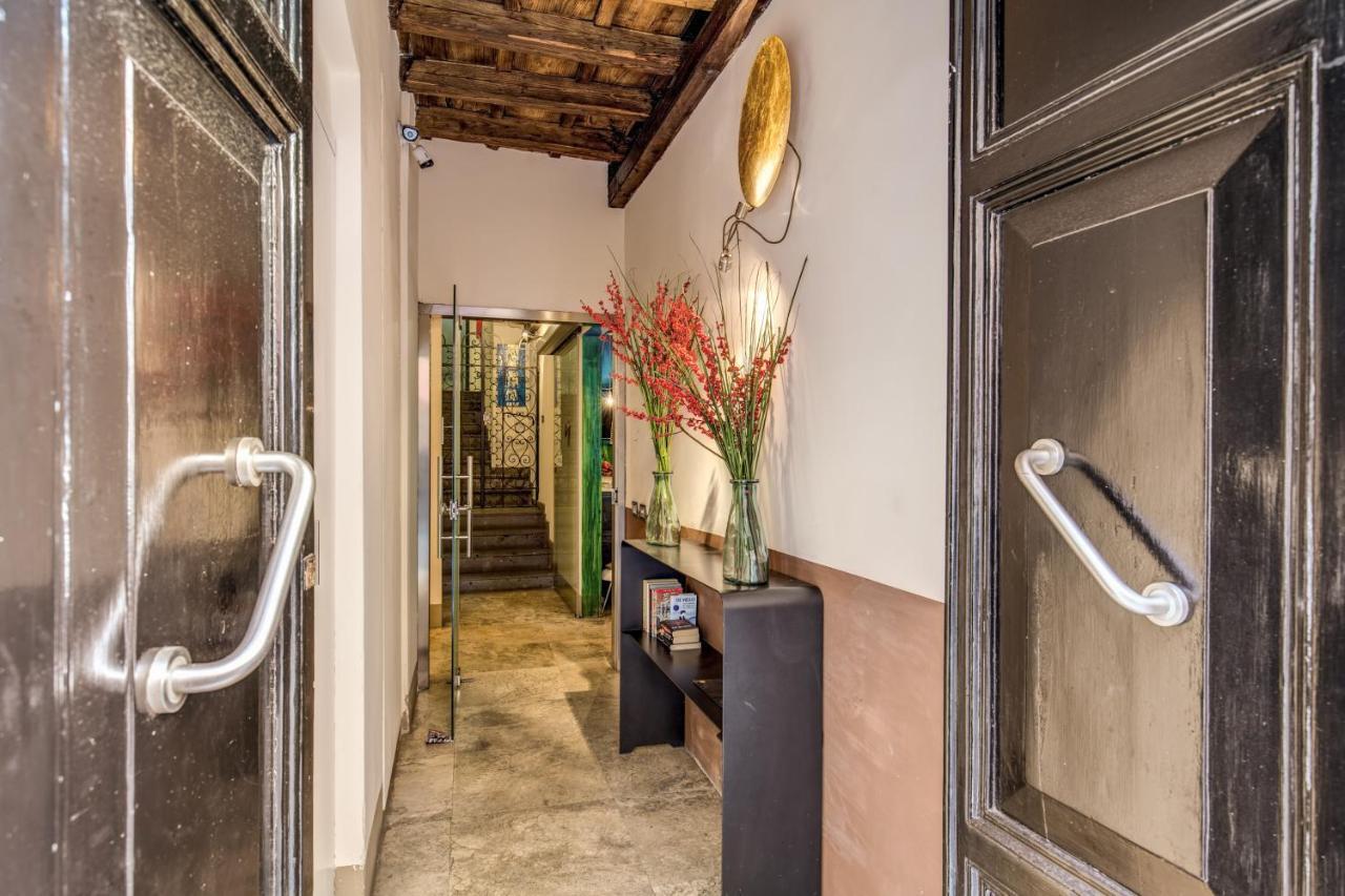 Отель Casa Argileto Рим Экстерьер фото